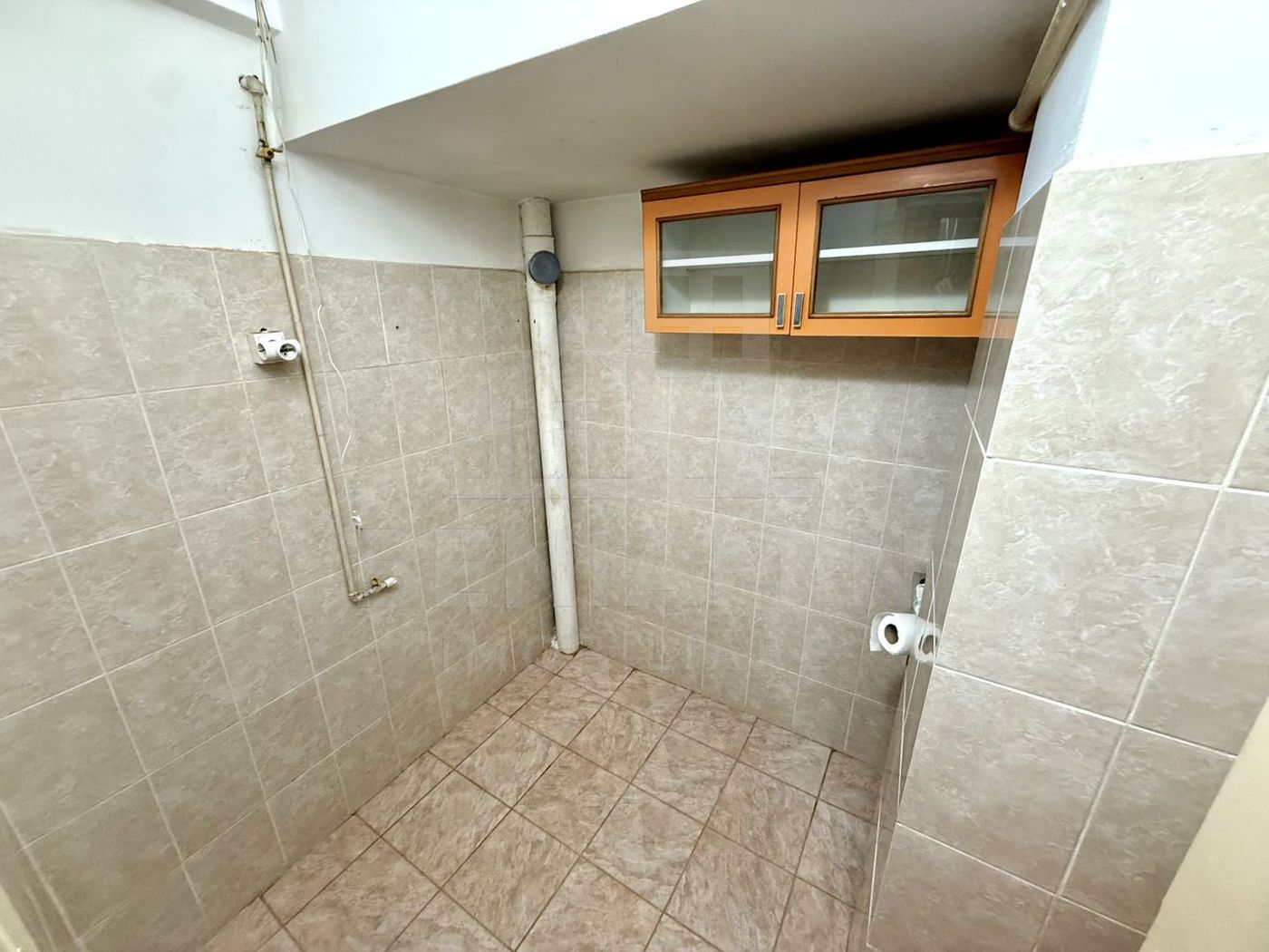 2 camere - etaj 1 - investitie - zona excelenta - Cinema Patria - foto 5 2 camere - etaj 1 - investitie - zona excelenta - Cinema Patria - foto 5