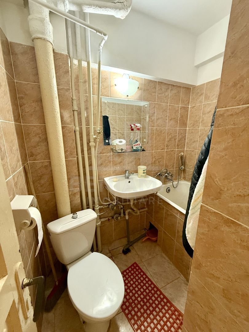 2 camere - etaj 1 - investitie - zona excelenta - Cinema Patria - foto 6 2 camere - etaj 1 - investitie - zona excelenta - Cinema Patria - foto 6