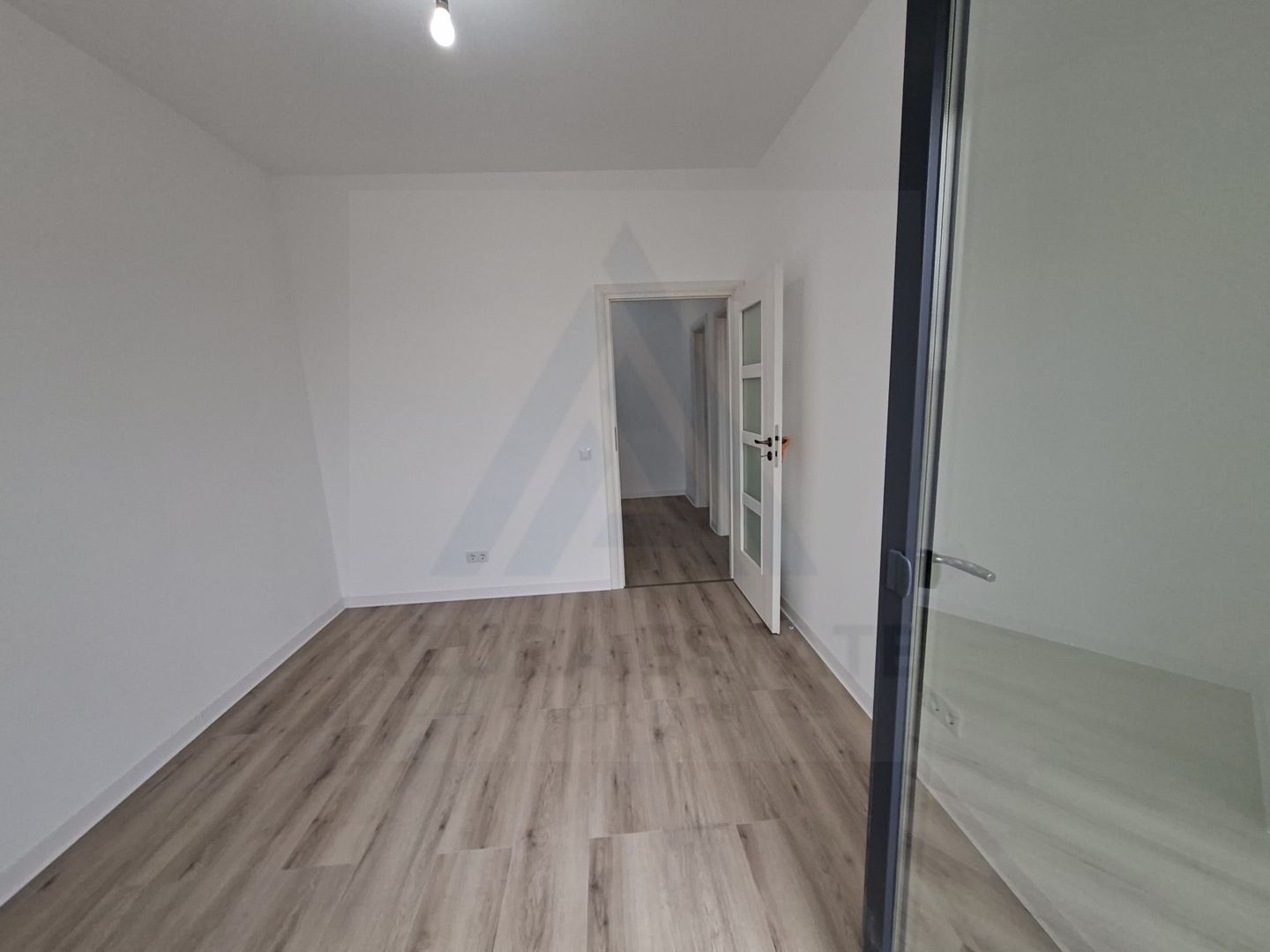 Apartament premimum 80 mp utili etaj 1 parcare si boxa in Selimbar - foto 6 Apartament premimum 80 mp utili etaj 1 parcare si boxa in Selimbar - foto 6