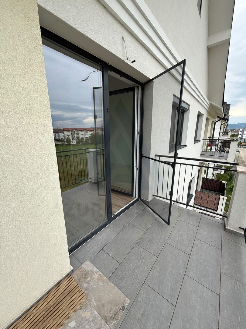 Apartament premium prima inchiriere 3 camere 76mp utili boxa Selimbar - foto 6 Apartament premium prima inchiriere 3 camere 76mp utili boxa Selimbar - foto 6