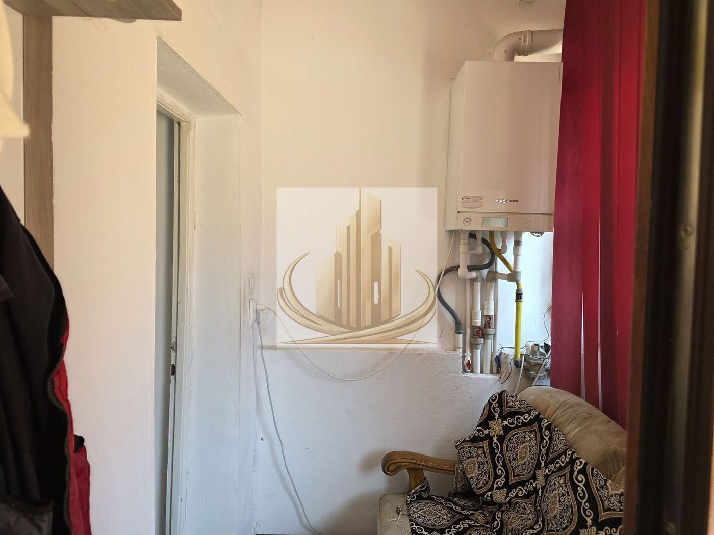 Casa de vanzare Aradului - foto 2
