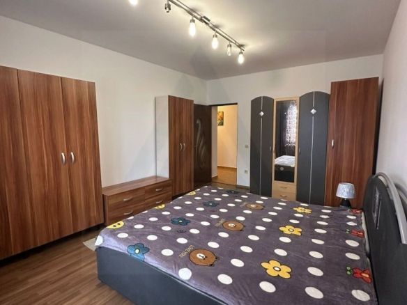 Apartament modern 3 camere 67 mp utili 2 balcoane 2 bai zona Turnisor - foto 2