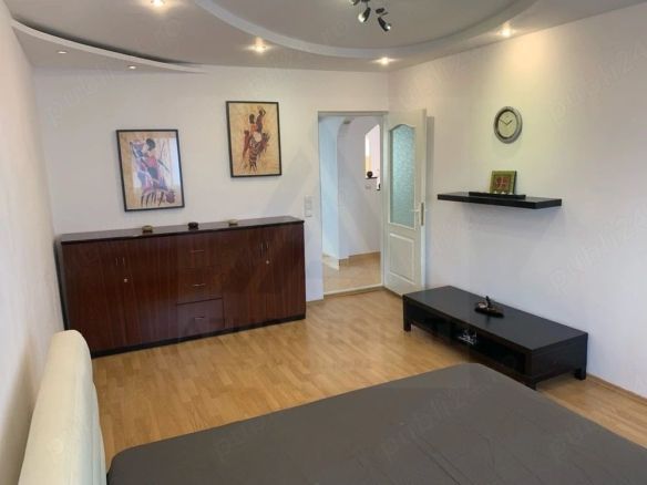 Apartament 3 camere 2 dormitoare 60 mp utili in zona Calea Dumbravii - Imagine principala