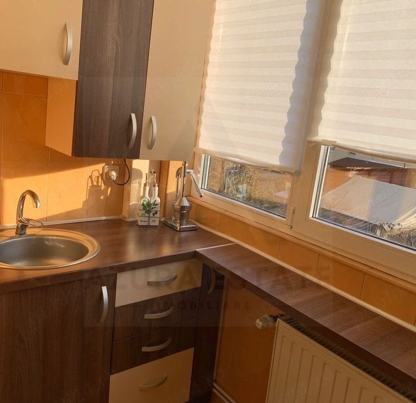 Apartament 3 camere 2 dormitoare 60 mp utili in zona Calea Dumbravii - foto 8