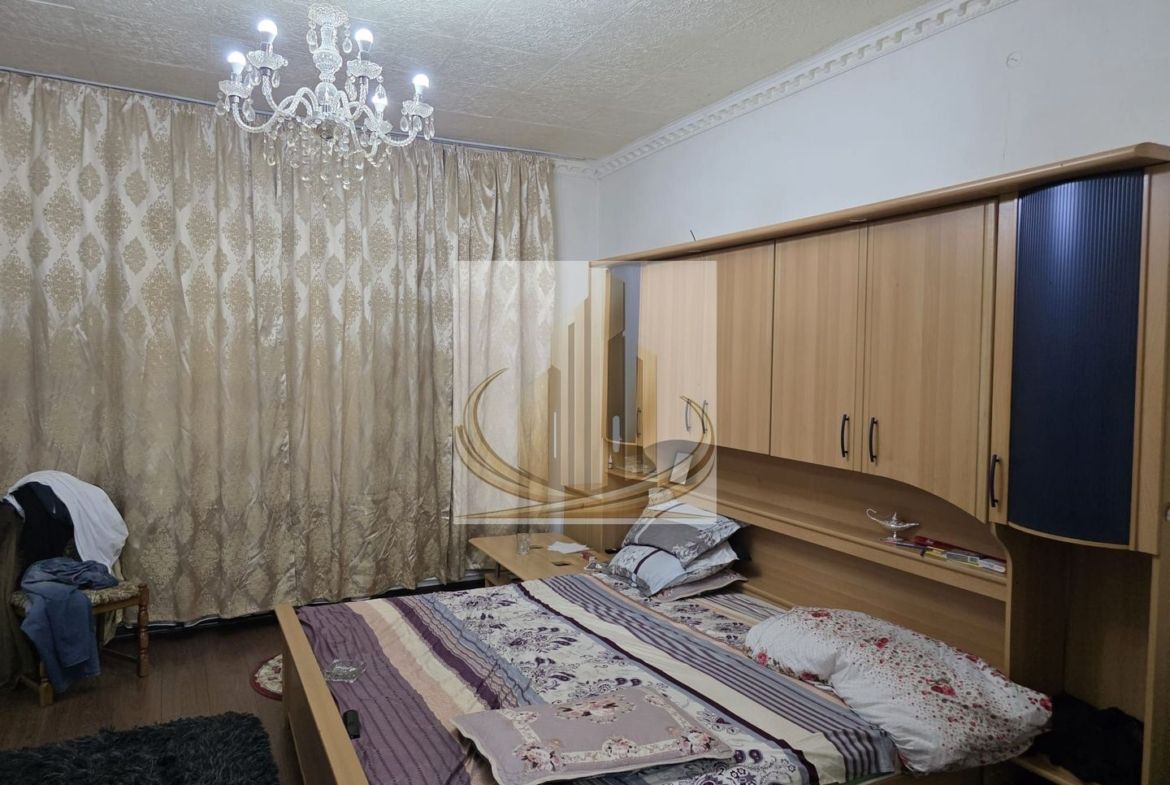 Casa de vanzare Aradului - foto 4