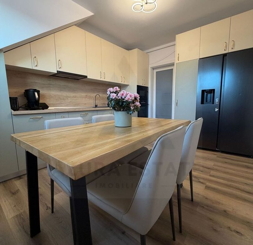 Apartament premium 4 camere 3 dormitoare 2 bai 116 mp in  Kogalniceanu - foto 2