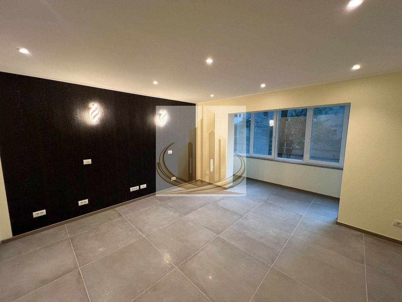 Ap Premium cu 3 Camere | 70 mp | 2 Băi | Renovat Integral | Complex - Imagine principala