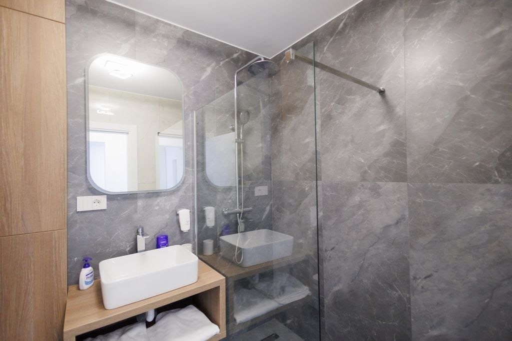 De inchiriat apartament cu 2 camere, zona Centru - Universitate, 550 euro - foto 3