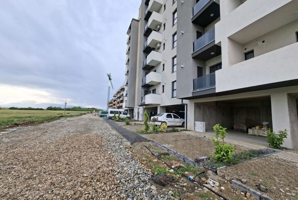 Apartament 40.39 mp utili balcon 7.3 mp lift si parcare pe Dna Stanca - foto 7
