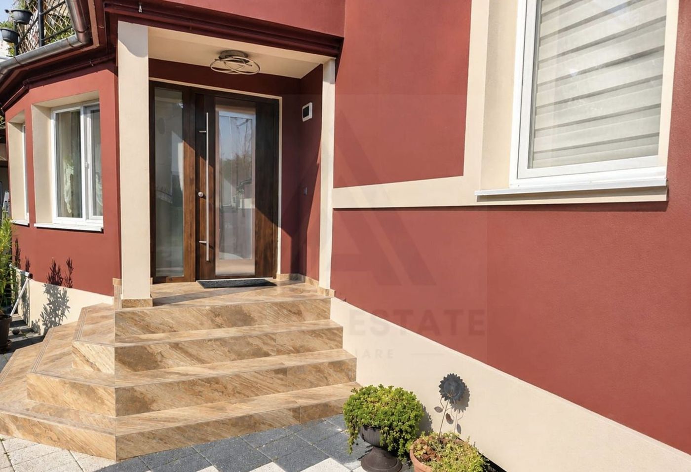 Casa individuala premium 4 camere 2 bai 130 mp parter in Sibiu Central - foto 2