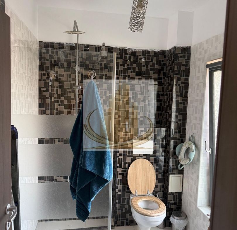 Casă individuală cu teren de 700 mp – Moșnița Veche, toate utilitatile - foto 5