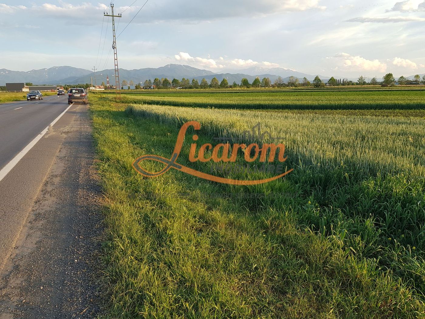 Teren intravilan Stupini front la Calea Feldioarei, DN 13 - Imagine principala