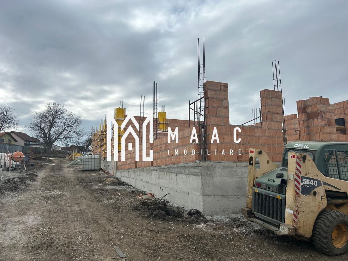 Casă Tip Duplex | 4 Camere | 2 Balcoane | Terasă | Șura Mică - foto 7