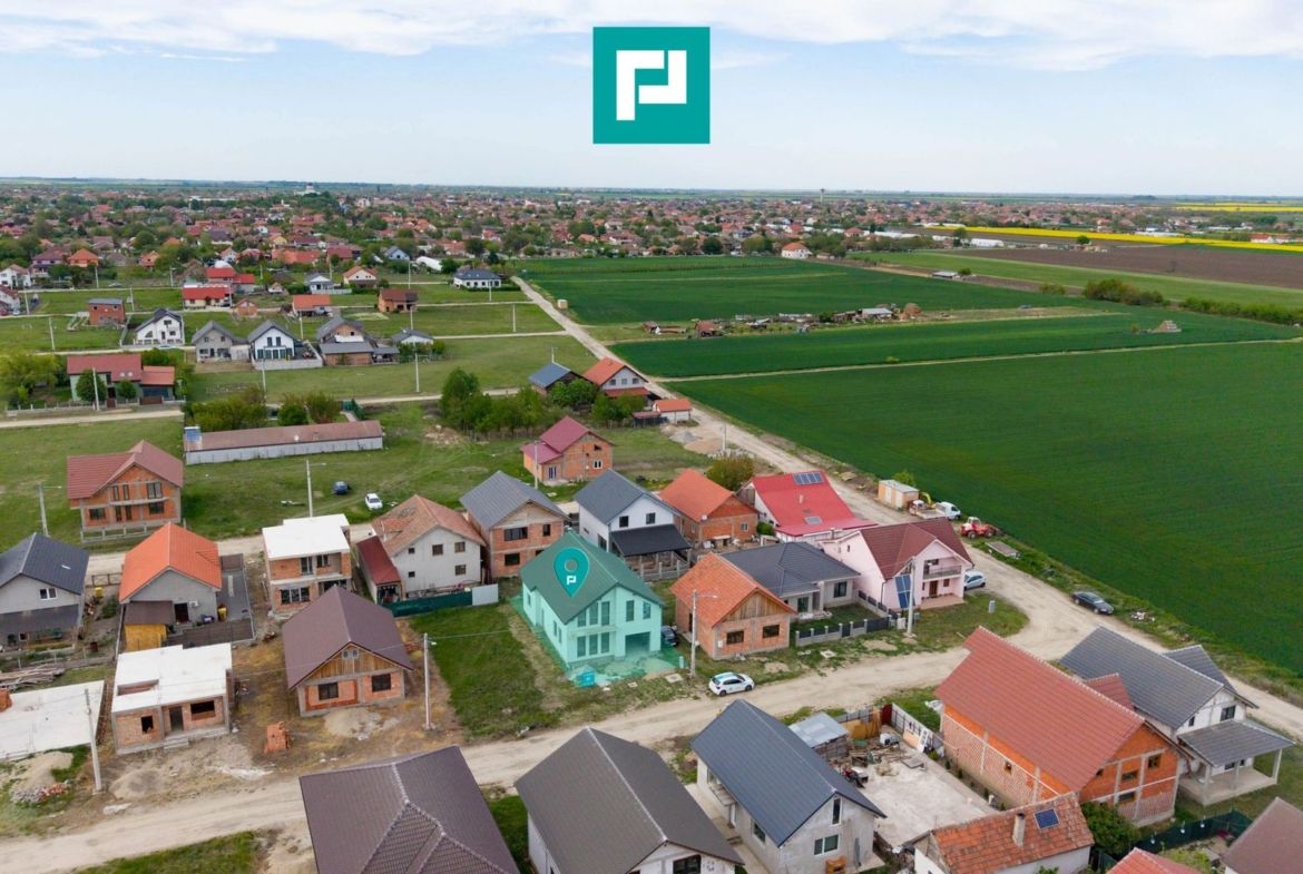 Casă impunătoare la gri în Curtici - foto 7