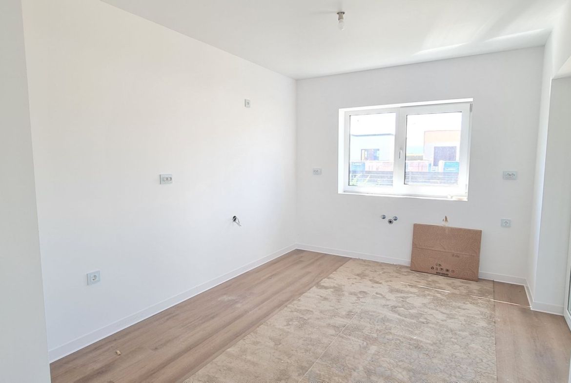 Casa individuala 4 camere finalizata intabulata Cartier Izvor Tarlungeni Brasov - foto 3