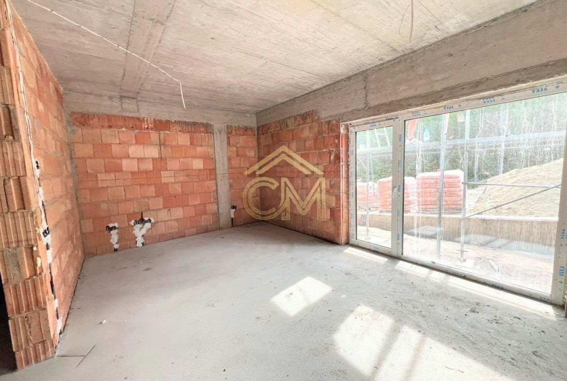 Apartament 1 Camera-Etaj 1-Balcon-Parcare-37MPU - foto 2