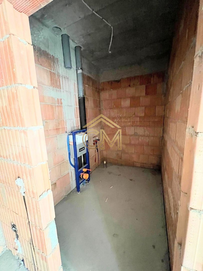 Apartament 1 Camera-Etaj 1-Balcon-Parcare-37MPU - foto 5