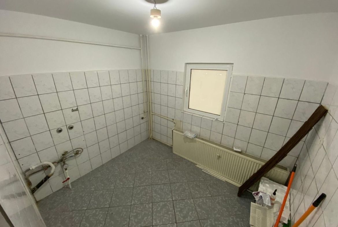 De vanzare/inchiriat spatiu comercial  Siderurgistilor 82.000 euro/2500 lei - foto 6