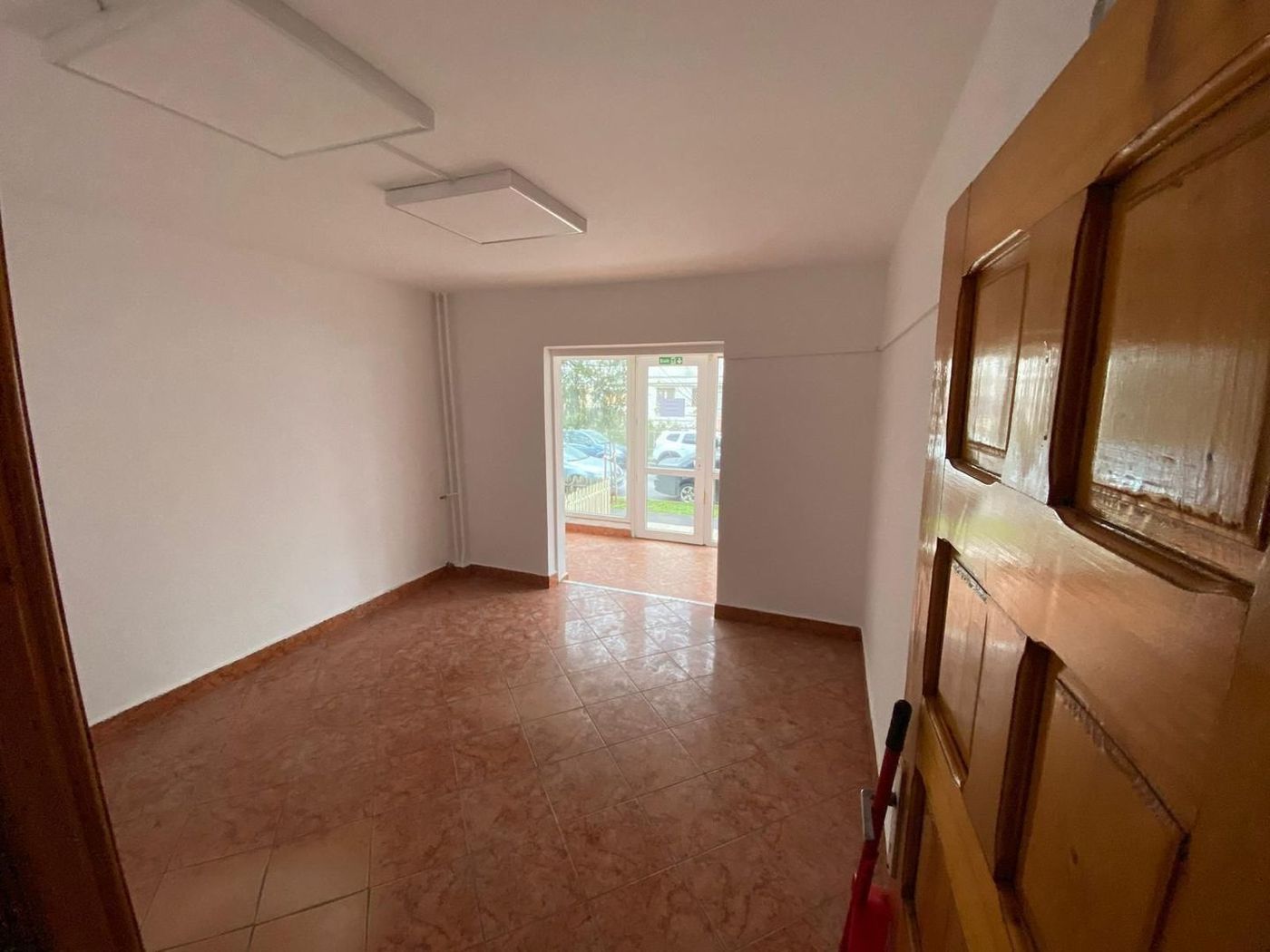 De vanzare/inchiriat spatiu comercial  Siderurgistilor 82.000 euro/2500 lei - foto 8