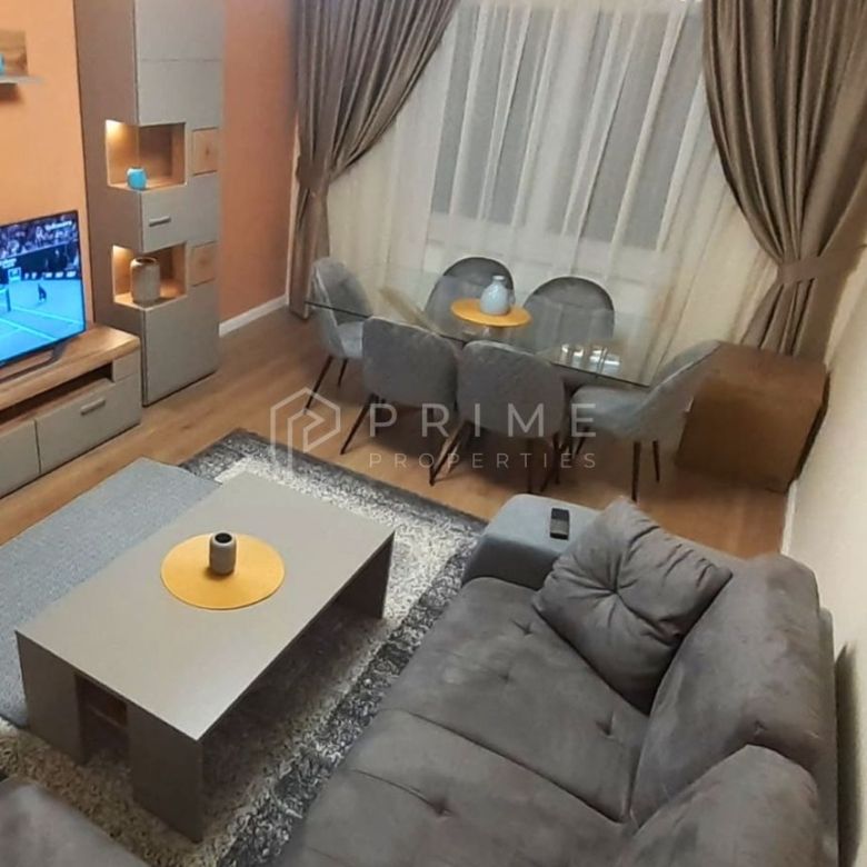 Apartament de închiriat | 3 camere, 2 băi | Tudor - Imagine principala