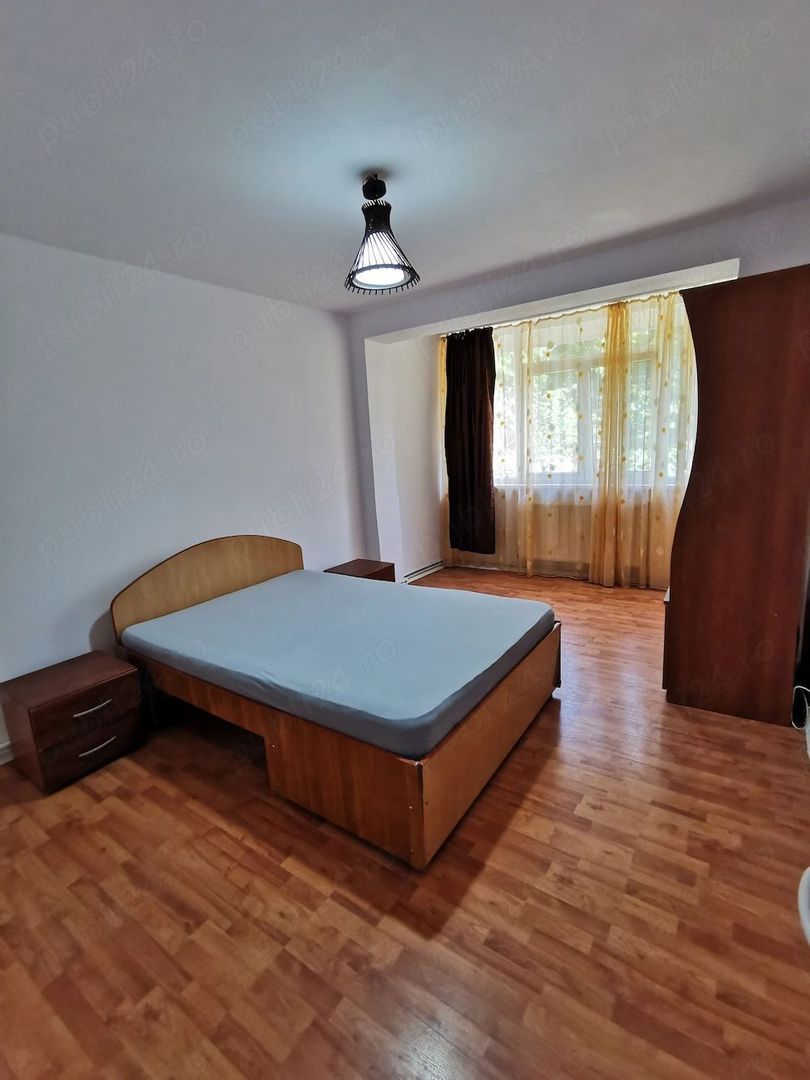 De inchiriat apartament 3 camere, parter, zona Constructorilor, 400 Euro - Imagine principala