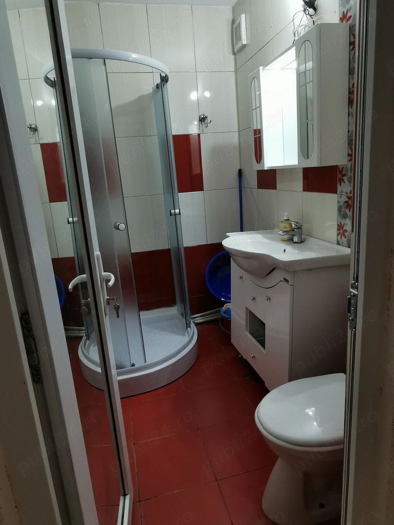 De inchiriat apartament 3 camere, parter, zona Constructorilor, 400 Euro - foto 2