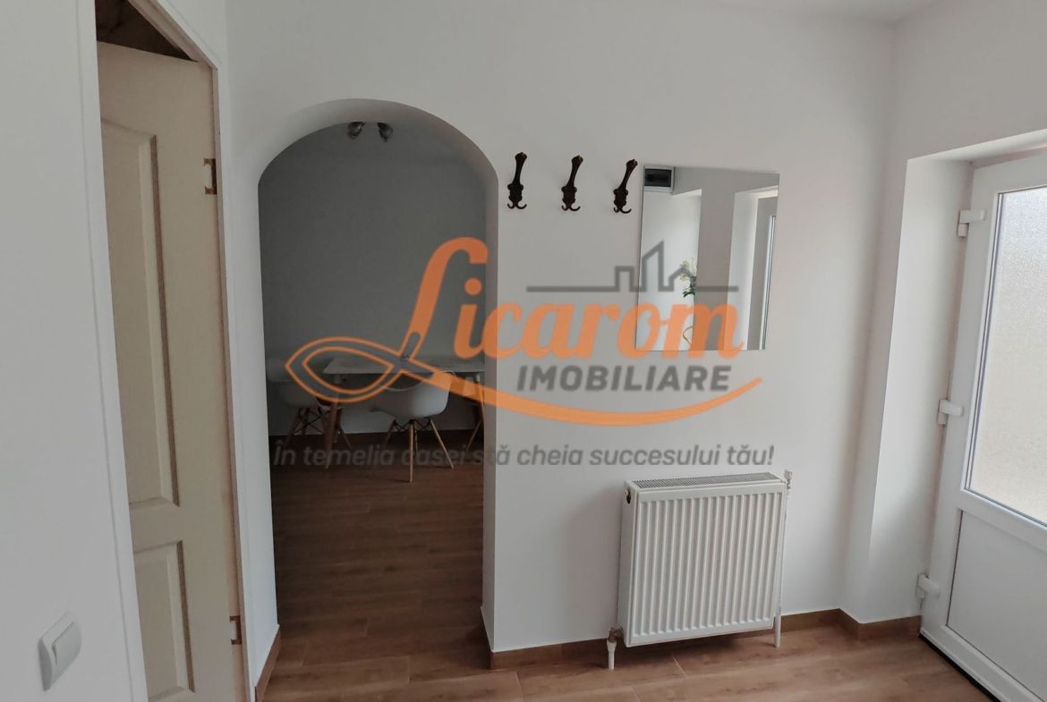 Casa traditionala singur in curte SANPETRU recent amenajata - foto 2