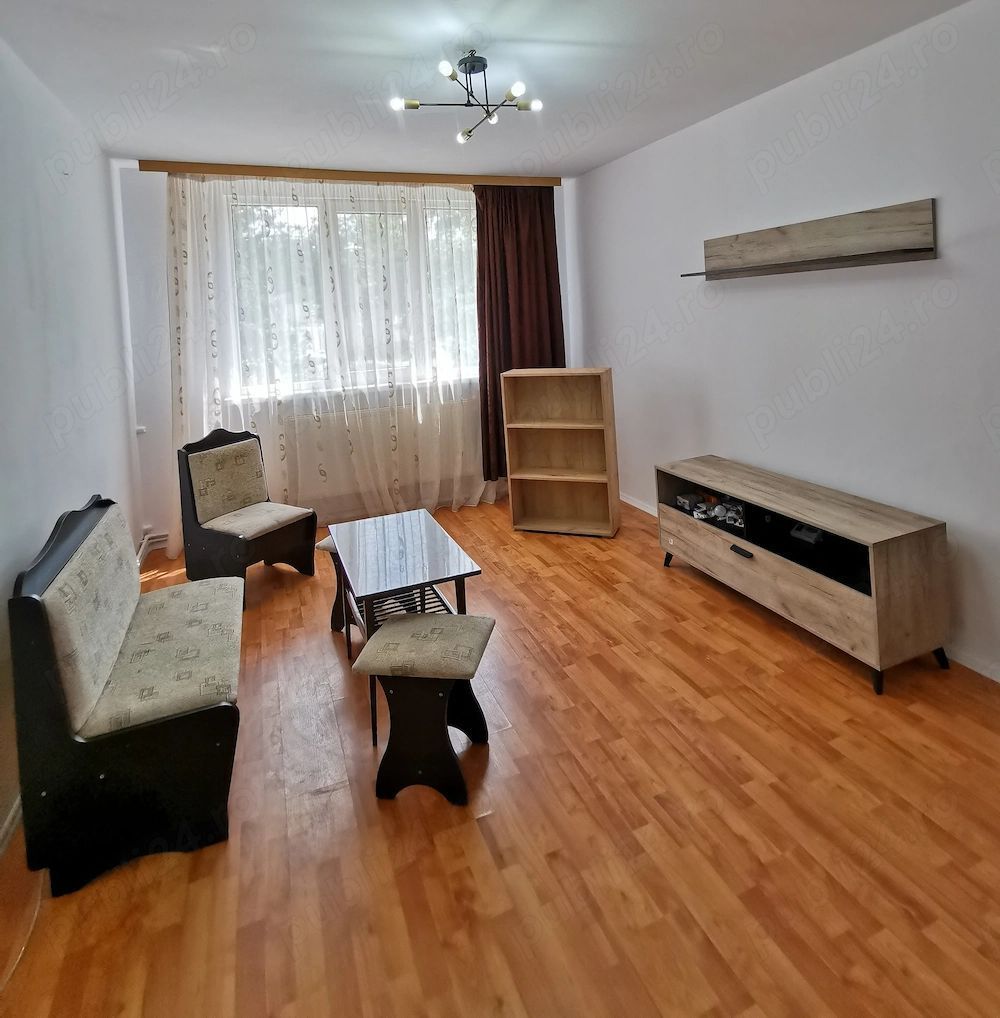 De inchiriat apartament 3 camere, parter, zona Constructorilor, 400 Euro - foto 4