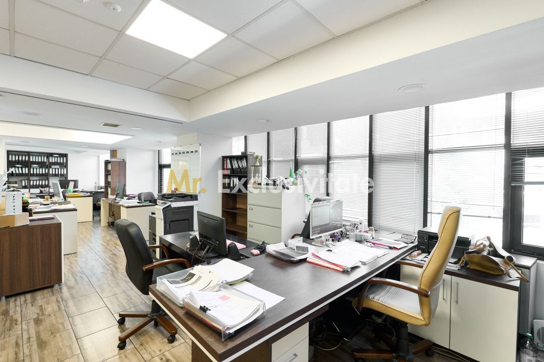 Spațiu comercial premium 240 mp ultracentral Pitești clădire reprezentativă - foto 3