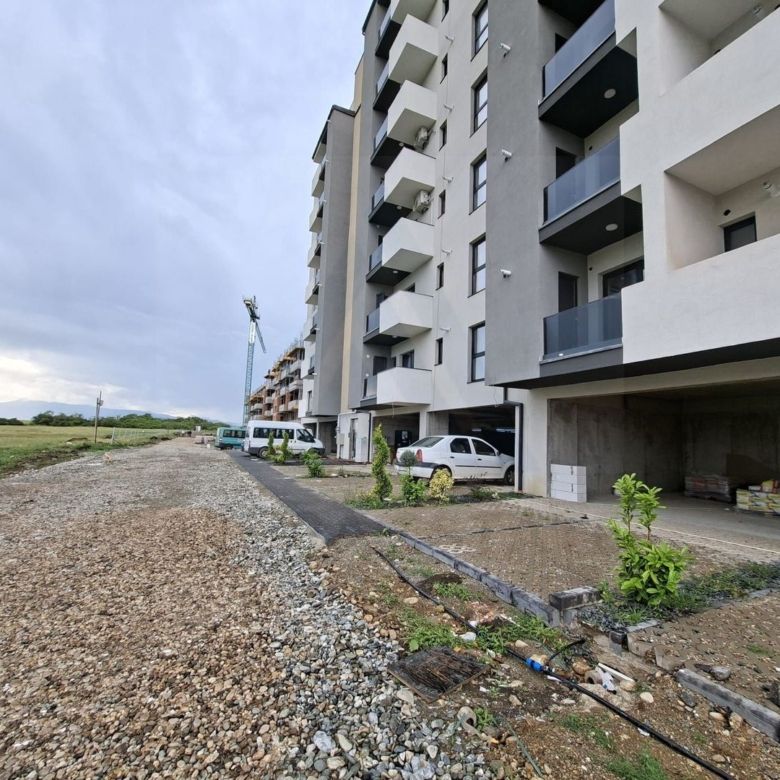 Apartament 50.39 mp utili balcon 8.4mp debara si parcare pe Dna Stanca - Imagine principala