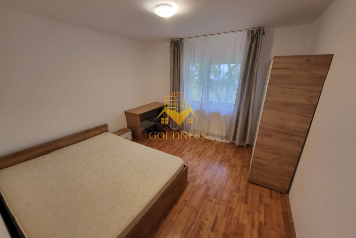 3 camere, decomandate, Semicentral Zona Pta. Cipariu,Nicolae Titulescu - foto 2