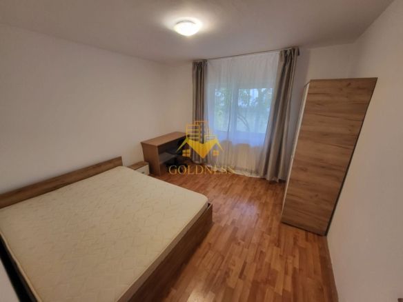 3 camere, decomandate, Semicentral Zona Pta. Cipariu,Nicolae Titulescu - foto 2