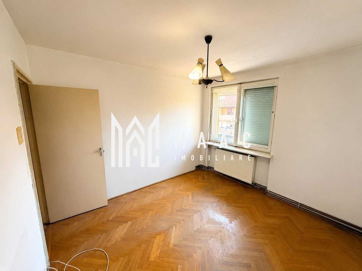Apartament de vânzare Sibiu 3 camere | Ștrand | Garaj | boxă - foto 4