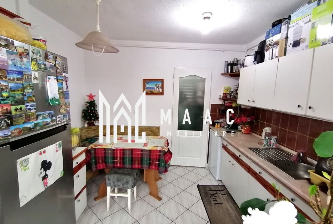 Apartament 3 camere I Decomandat I Zona Vasile Aaron - Imagine principala