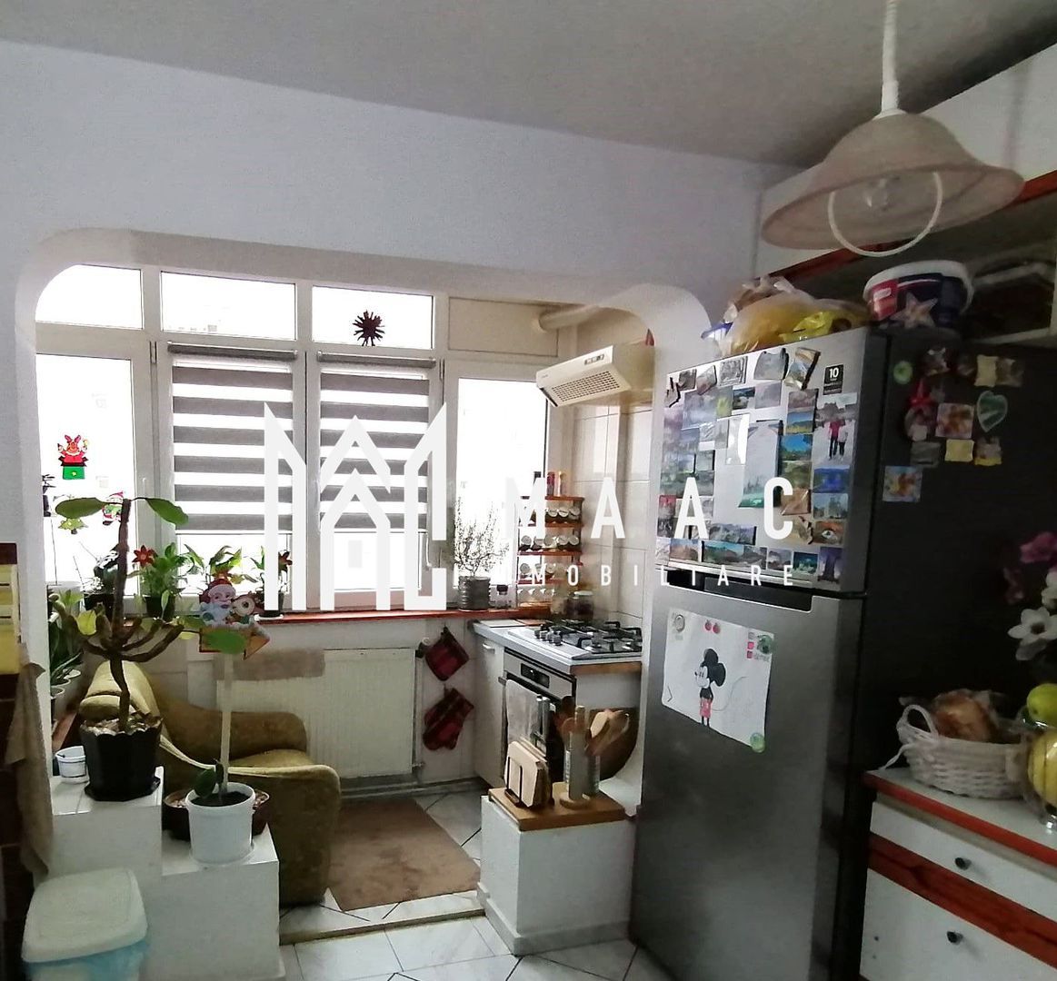 Apartament 3 camere I Decomandat I Zona Vasile Aaron - foto 3 Apartament 3 camere I Decomandat I Zona Vasile Aaron - foto 3