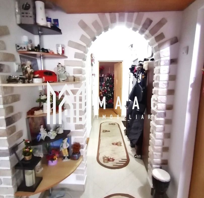 Apartament 3 camere I Decomandat I Zona Vasile Aaron - foto 4