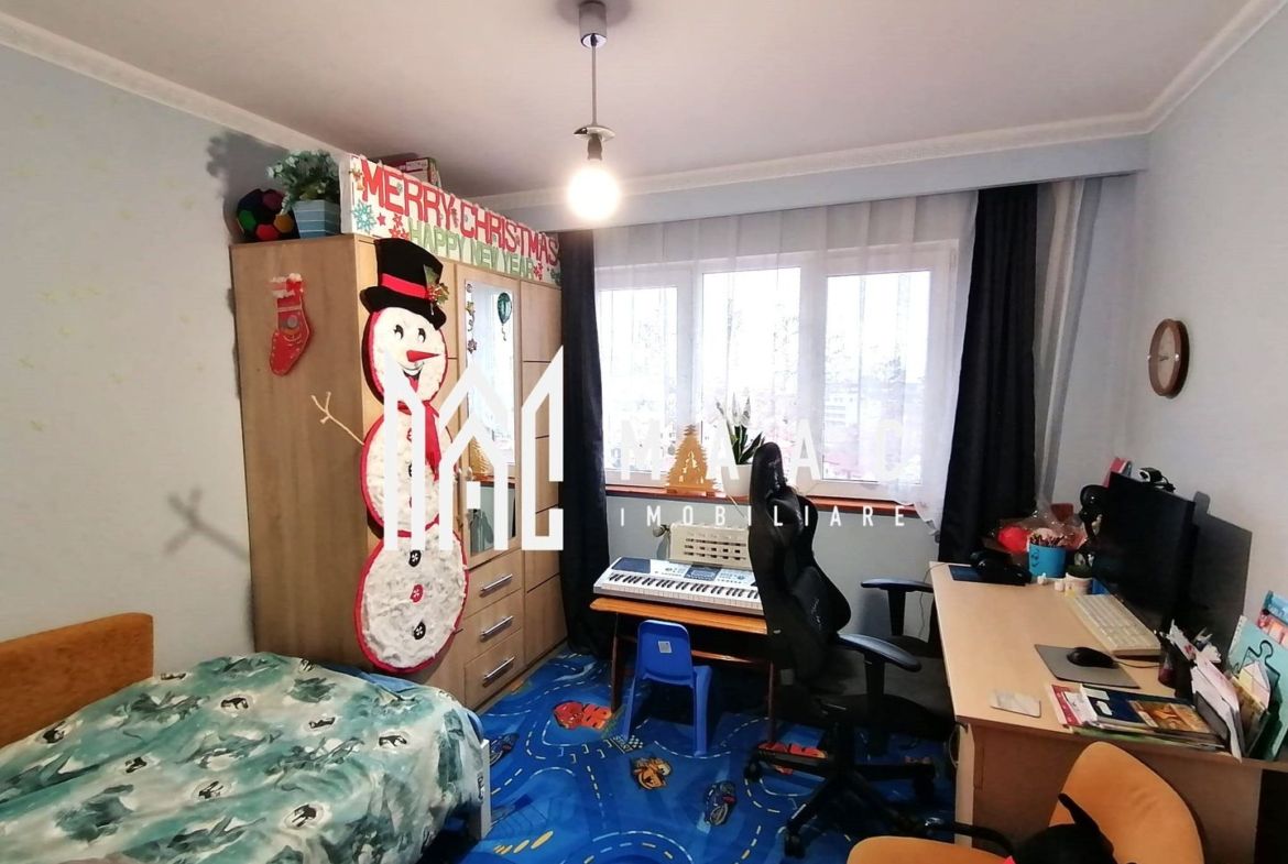 Apartament 3 camere I Decomandat I Zona Vasile Aaron - foto 7