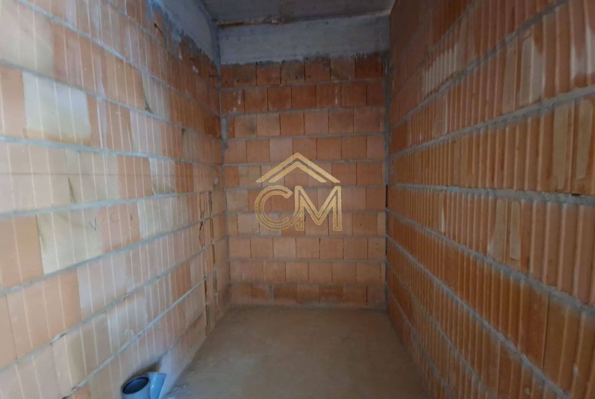 Apartament 3 Camere- 66,5 MPU-Etaj 1-Balcon - foto 3