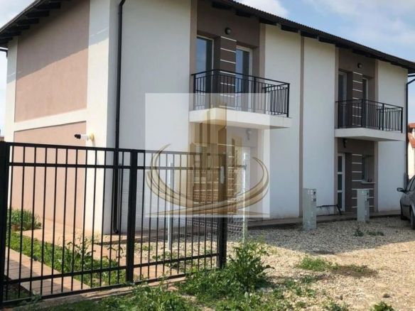 Duplex Săcălaz | 3 camere | 2 Băi | 240 mp Teren - Imagine principala