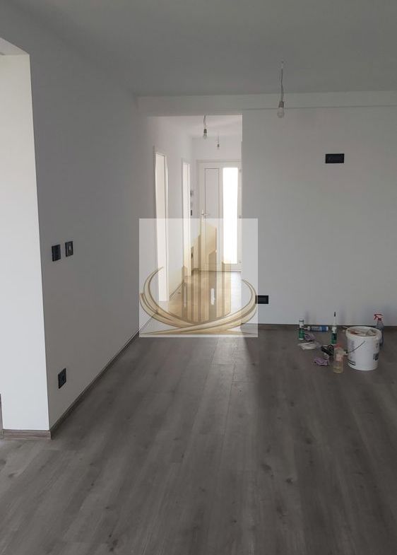 Duplex Săcălaz | 3 camere | 2 Băi | 240 mp Teren - foto 6