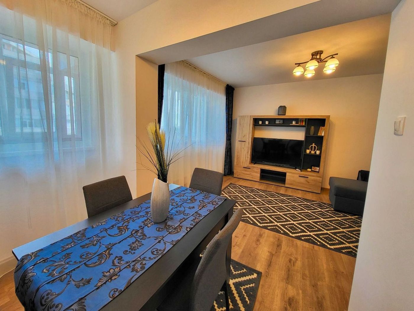 De inchiriat apartament cu 2 camera, Mazepa, BR-uri, etaj 6/10, 450 euro - foto 4 De inchiriat apartament cu 2 camera, Mazepa, BR-uri, etaj 6/10, 450 euro - foto 4