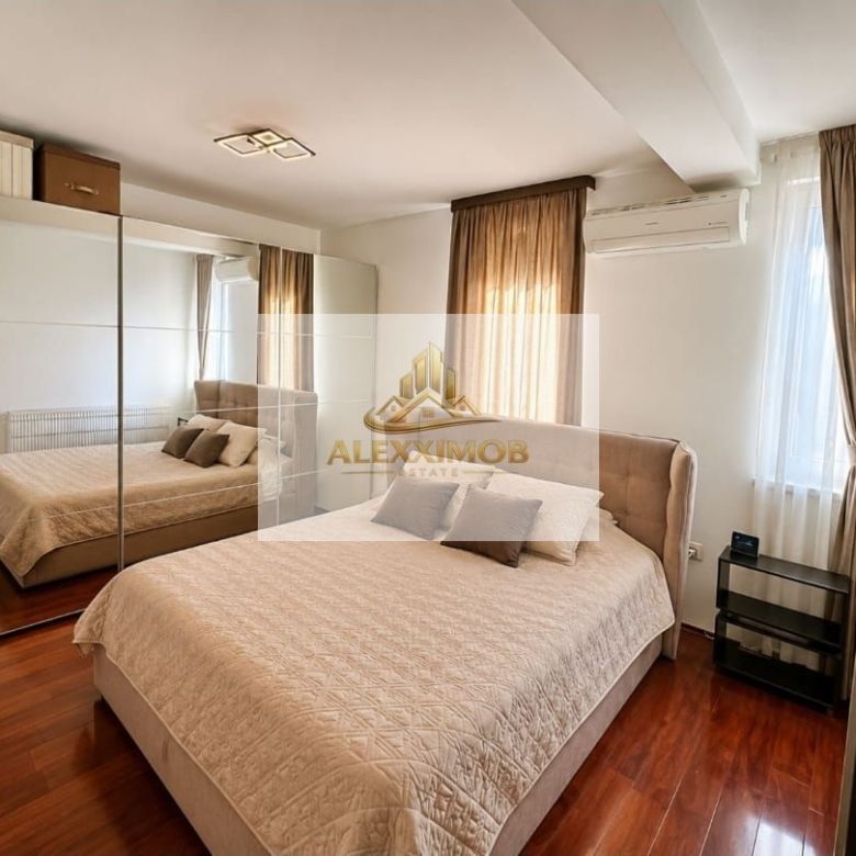 Apartament de Vanzare - 3 camere (in vila) - 71 mp - Zona Grand Arena - Imagine principala