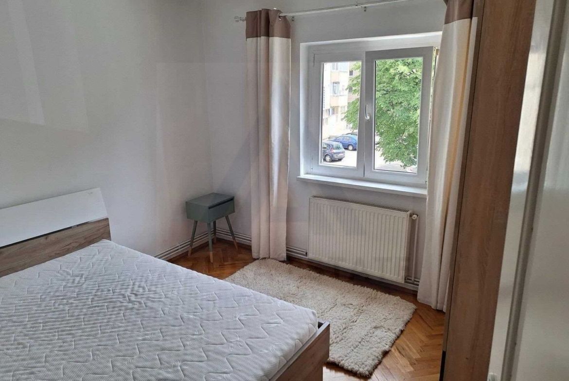 Apartament 3 camere 67 mp utili etaj 1 petfriendly zona Turnisor - foto 3