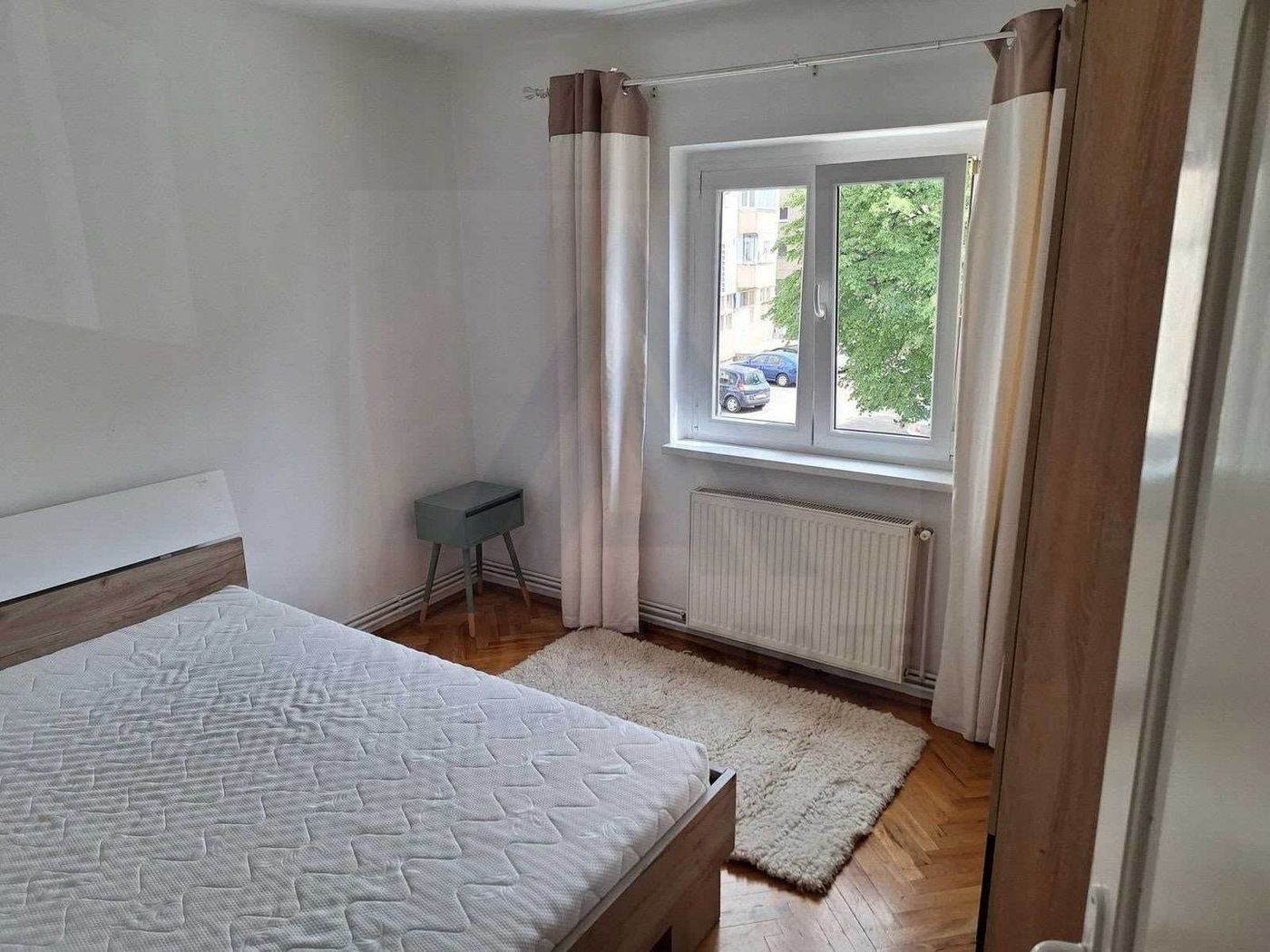 Apartament 3 camere 67 mp utili etaj 1 petfriendly zona Turnisor - foto 3