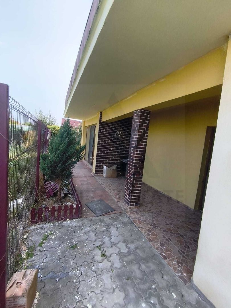 Apartament spatios la casa 77 mp utili curte libera 33 mp Turnisor - Imagine principala