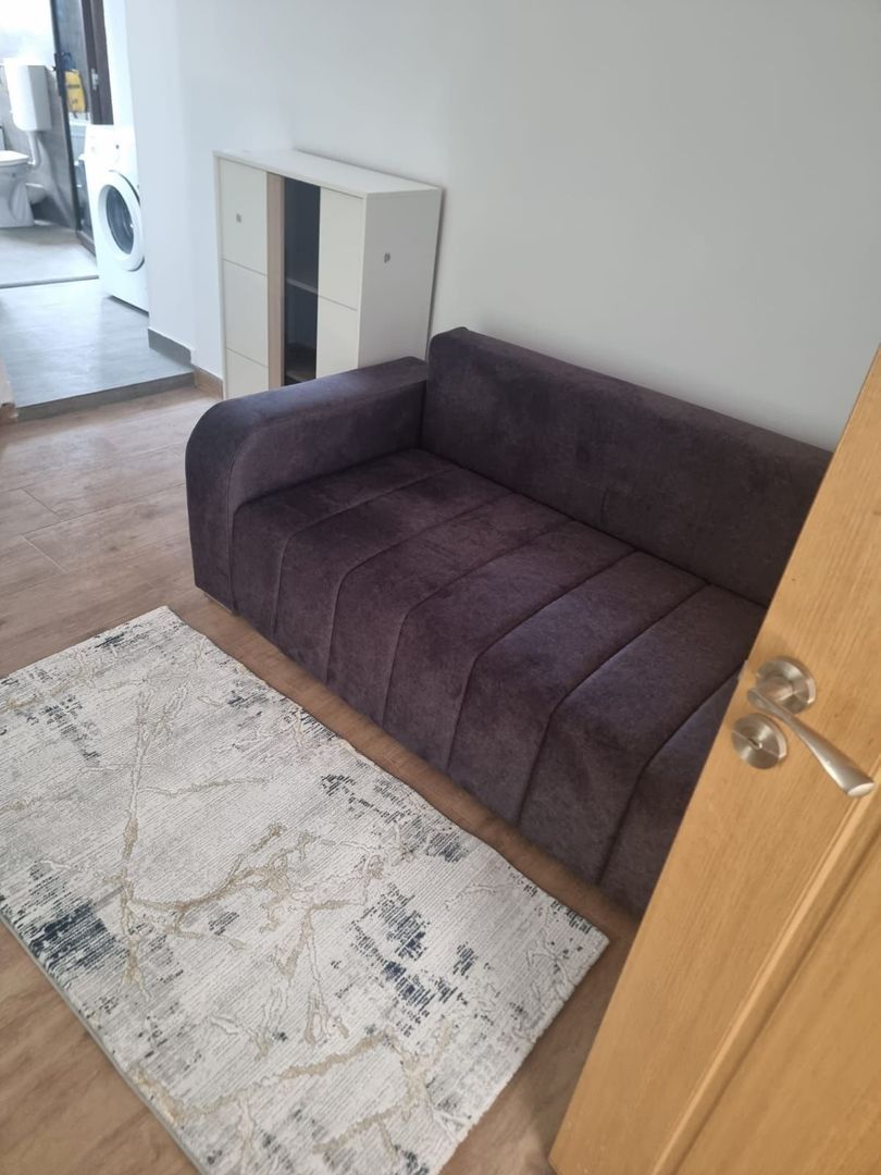 De inchiriat apartament cu 2 camere bloc nou, zona Garii, et. 5, 350 euro - foto 7 De inchiriat apartament cu 2 camere bloc nou, zona Garii, et. 5, 350 euro - foto 7