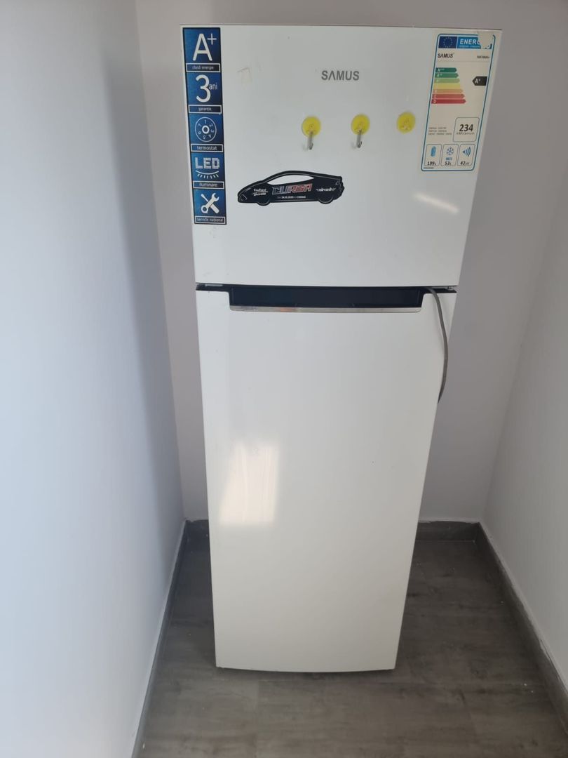 De inchiriat apartament cu 2 camere bloc nou, zona Garii, et. 5, 350 euro - foto 8 De inchiriat apartament cu 2 camere bloc nou, zona Garii, et. 5, 350 euro - foto 8