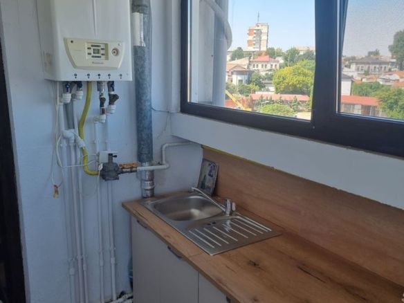 De inchiriat apartament cu 2 camere bloc nou, zona Garii, et.5, 360 Euro - Imagine principala