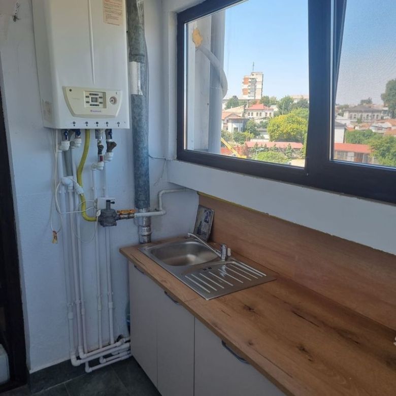 De inchiriat apartament cu 2 camere bloc nou, zona Garii, et.5, 360 Euro - Imagine principala