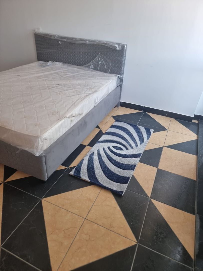 De inchiriat apartament cu 2 camere bloc nou, zona Garii, et.5, 360 Euro - foto 8 De inchiriat apartament cu 2 camere bloc nou, zona Garii, et.5, 360 Euro - foto 8